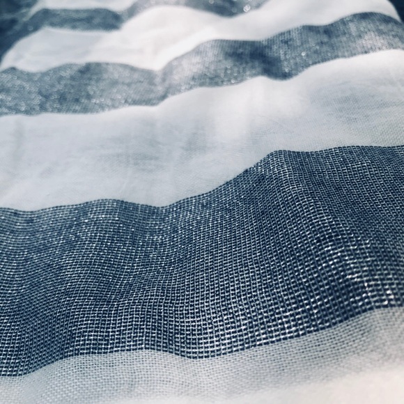 ◌ light striped infinity scarf ◌ - Picture 3 of 4